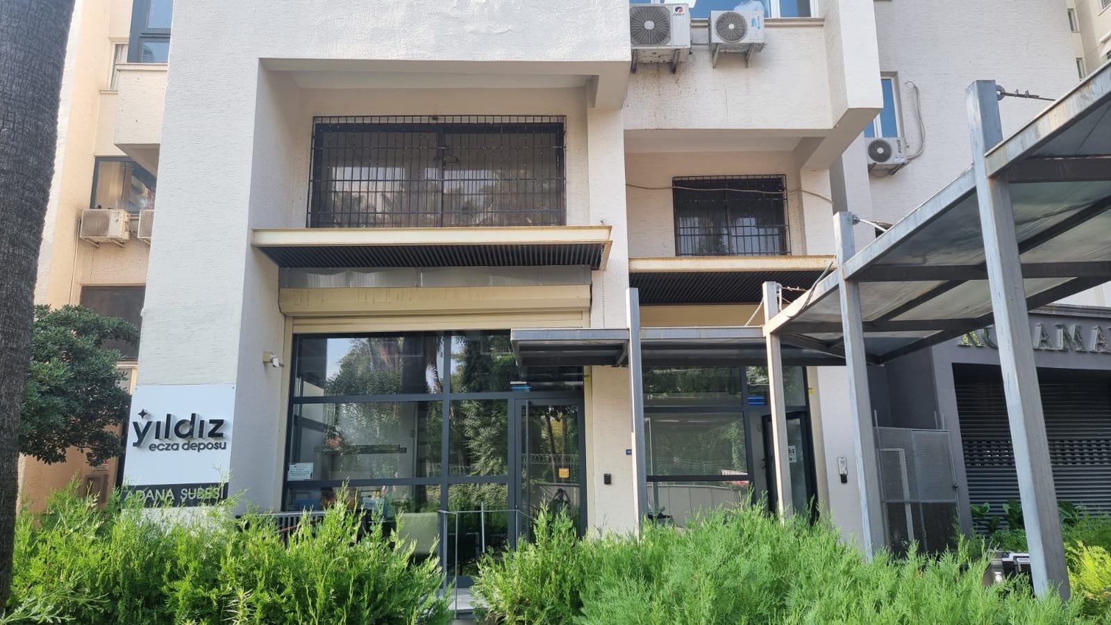 Adana Şubesi iç mekânından görünüm